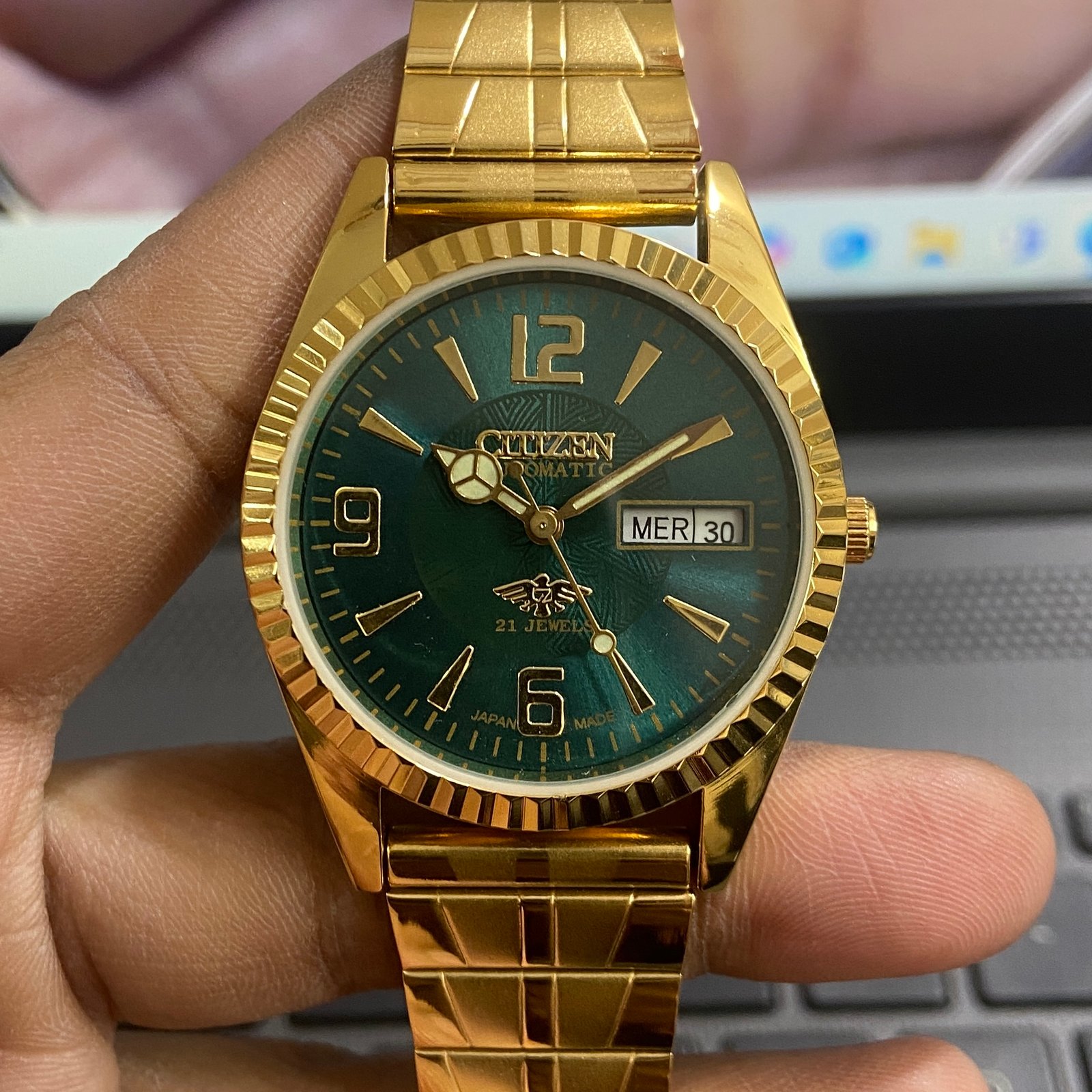 Vintage Mod Citizen Automatic Green Face Golden Bracelet 21Jewels Day-Date Men's Wrist Watch D80